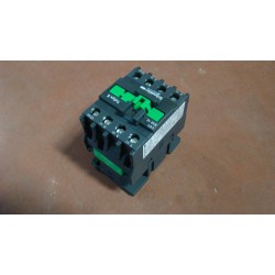 Контактор переменного тока Schneider